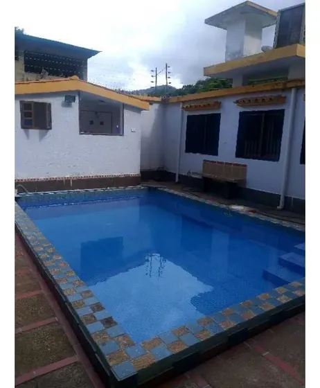 Casa De 2 Plantas Con Piscina, Borburata, Puerto Cabello,