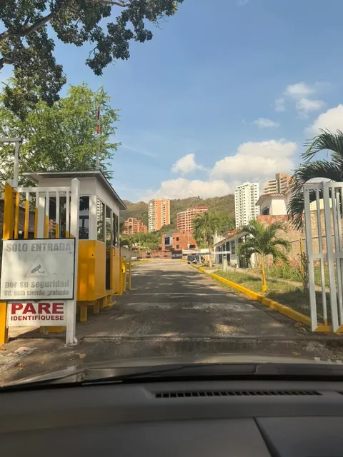 (hl28) Vendo Terreno En Calle Cerrada En El Parral 