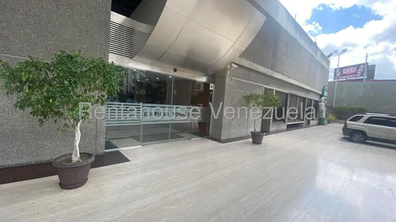 Ft // En Venta En Las Mercedes- Oficina En Ph. Elegante Oficina Corporativa. // Mls #26-2091