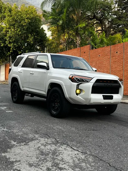 Yoyota 4runner Sr5
