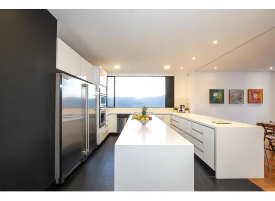 Apartamento En Venta Medellin Poblado Los Balsos