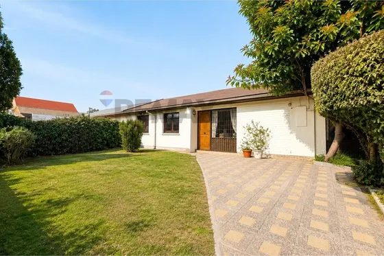 ¡excelente Casa En Sector Residencial!