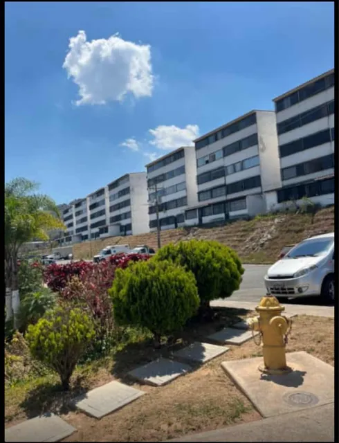 Apartamento Precio De Oportunidad Solar De La Quinta.
