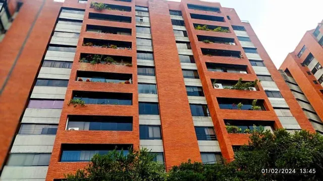 Penthouse Duplex En Los Dos Caminos Caracas