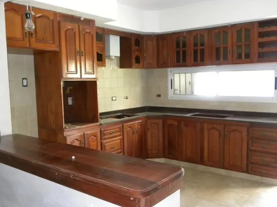 Casa Americana - Venta Directa De Dueño