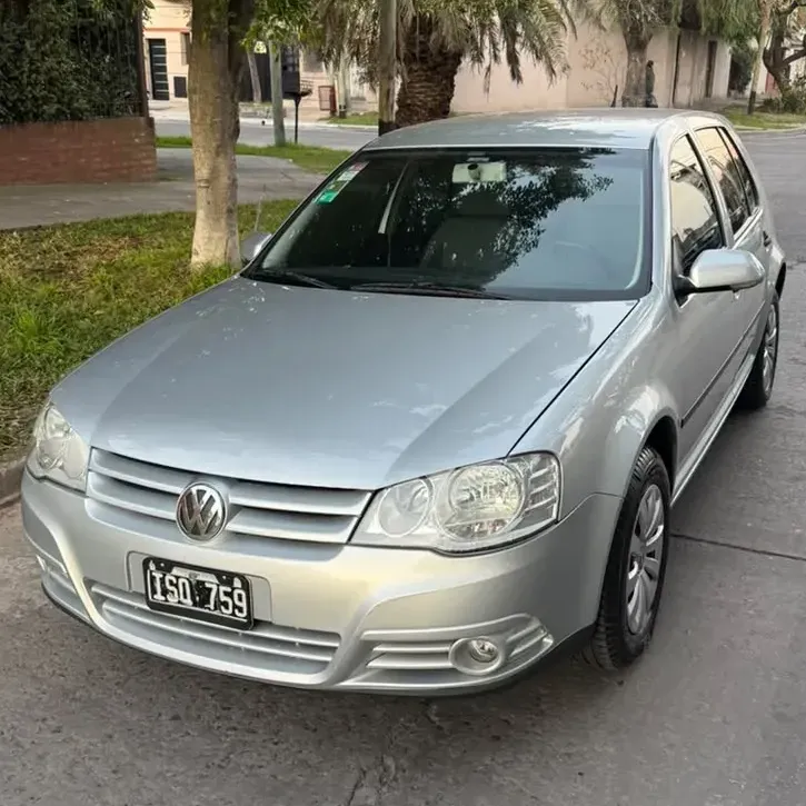Volkswagen Golf 1.6 Advance