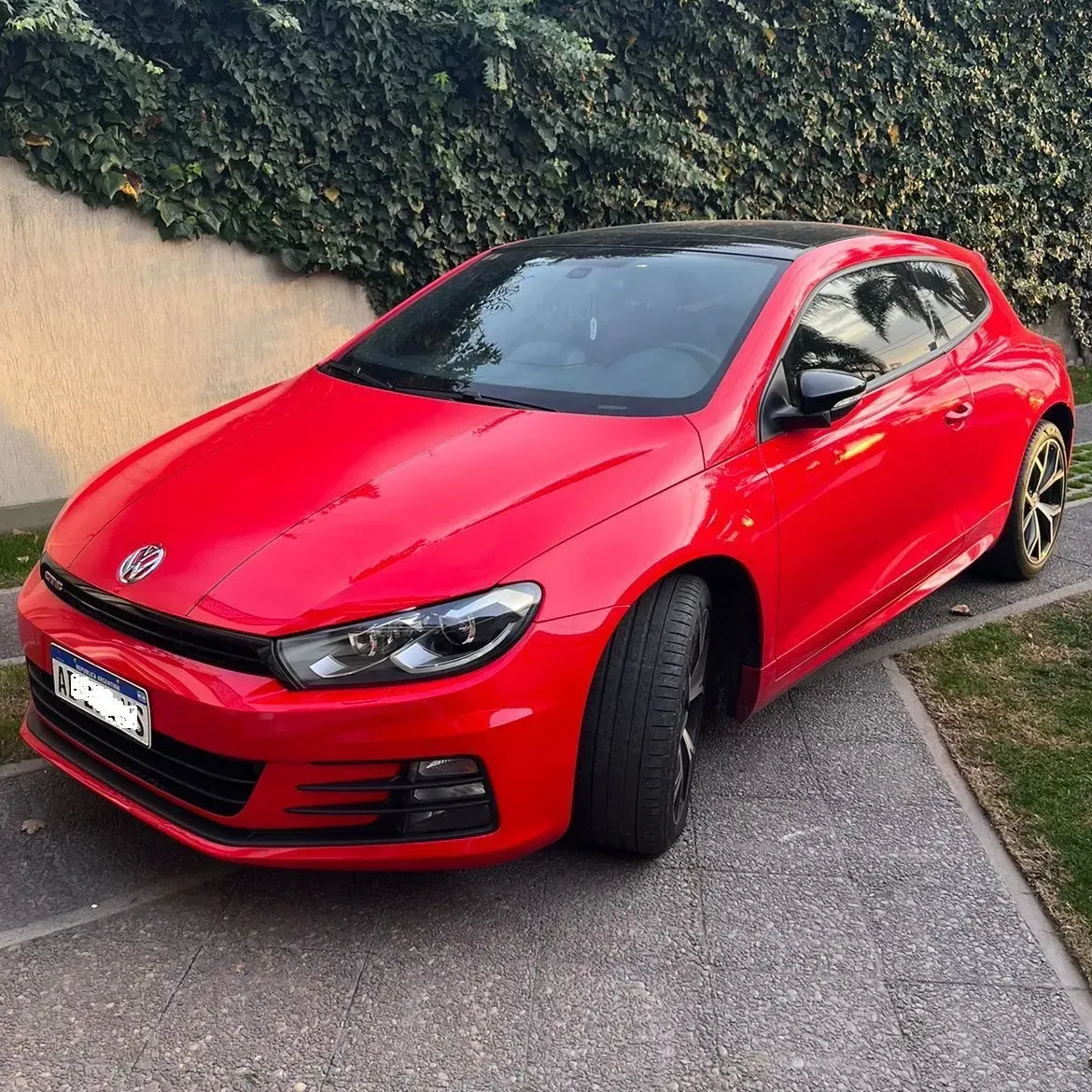 Volkswagen Scirocco 2.0 TSI GTI 211 HP DSG