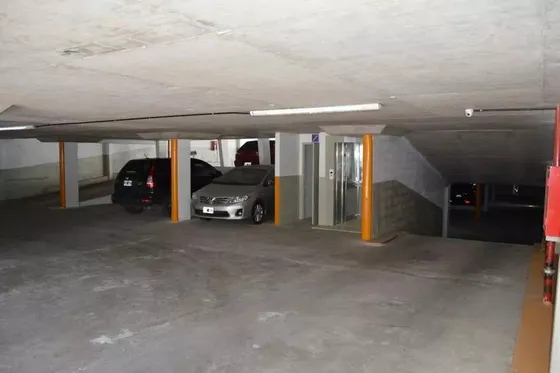 Cochera En Venta - 15mts2 - Quilmes