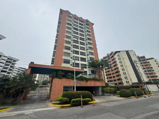 T.r. Alquila Apartamento Amoblado En Resd. Monte Carmelo Urbanizacion Mañongo. Valencia   Cod. 284646