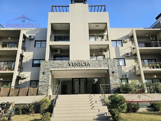 Venta De Departamento En Maria Eugenia Residendes And Village 2 Ambientes