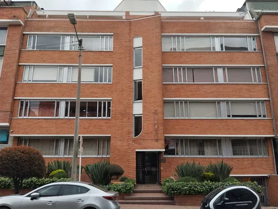 Oficina En Venta En Chico Norte. Cod V1614437