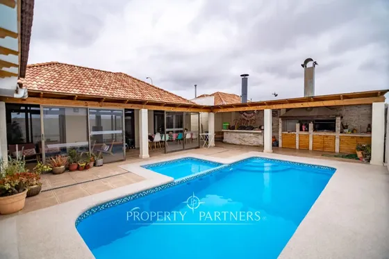 Casa Amplia Con Piscina Y Quincho En El Rosario De...
