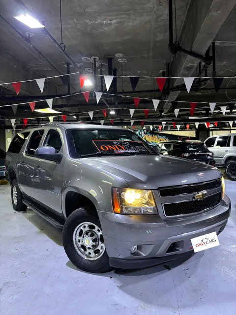 Chevrolet Suburban Ls