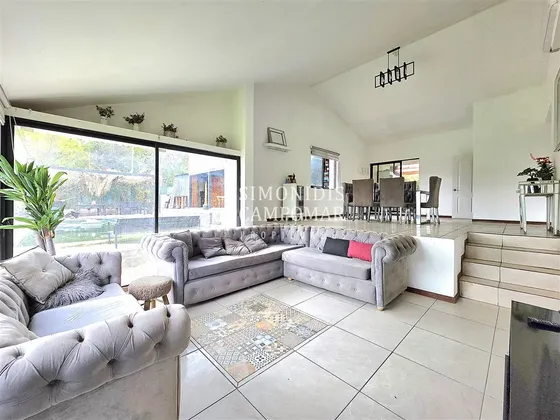 Casa Venta De 3 Dorm. 4 Baños, Piscina Quincho La Florida