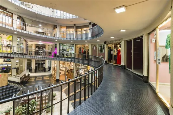 Local Comercial, Lo Castillo. Vitacura.