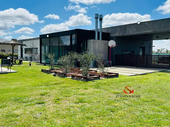 Casa En Venta Fincas Del Alba. Canning. Ezeiza. 5 Amb.