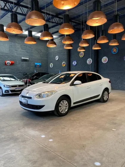 Renault Fluence 1.6 Confort 110cv