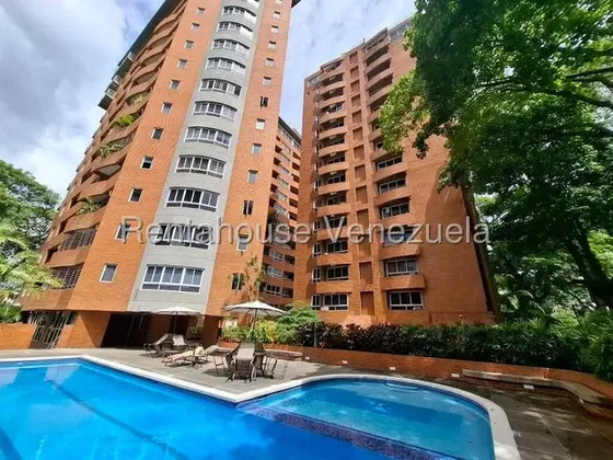 Alquila Apartamento El Rosal At27-524