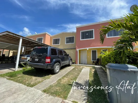 Inv Ataf C.a Asesores Vende Casa En Estancias La Margarita, Guatire.