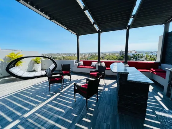 Penthouse De 4 Habitaciones Con Amplia Terraza Privada Y Excelentes Terminaciones De Venta En El Reparto Imperial!
