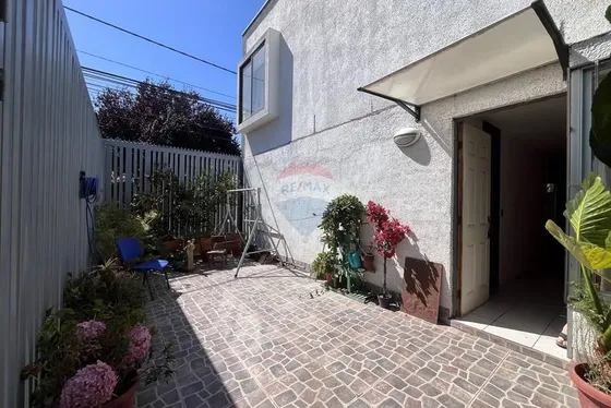 ¡ Casa Moderna Y Espaciosa!