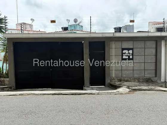 Espectacular Casa En Venta, Urb. Lomas De La Trinidad