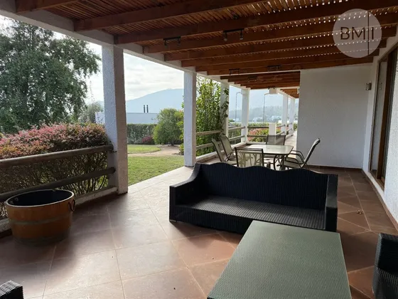 Moderna Y Amplia Casa En Marbella 1.500 M Terreno Sector Q