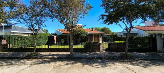 Casa En Venta En Barrio Santa Rita 