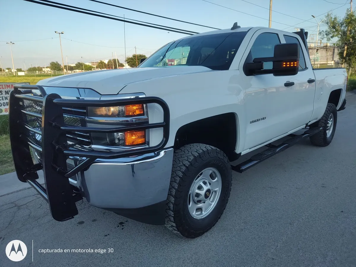 Chevrolet Silverado 2018 Lt Hevy Duty 2500 4x4 Cabina Extendida