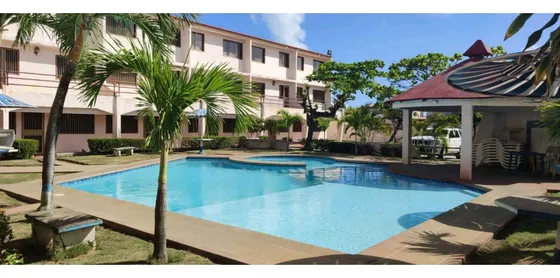 En Venta Apartamento 60m2 Bahia Azul Higuerote 3941