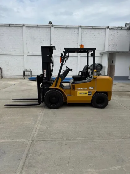 Montacargas Towmotor Gp30s 3 Ton 4,72 Mts Altura, Gas Gasoli