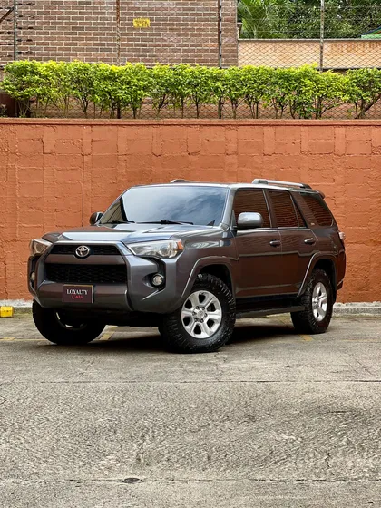 Toyota 4runner 4.0 Sr5