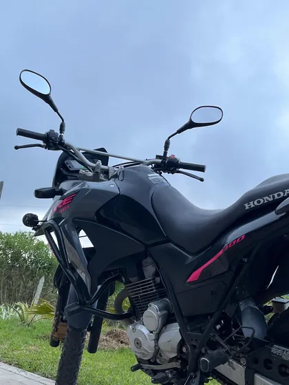 Xre 300
