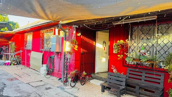 Excelente Casa Con Un Gran Terreno Ubicado En Avenida