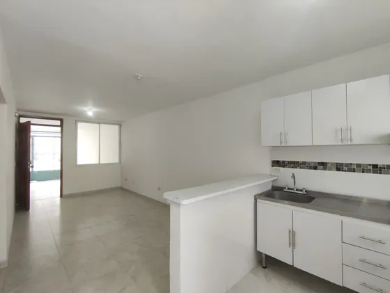 Casa En Venta En El Bosque. Cod V30648