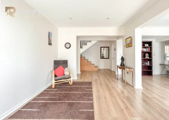 Casa Aislada De 2 Pisos En Venta, Quilpué