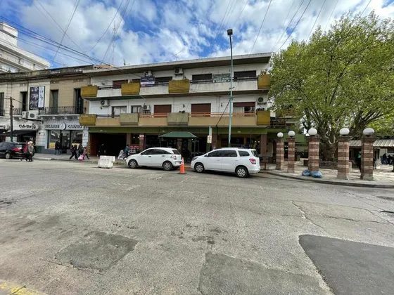 Cochera En Venta Estación De Adrogue