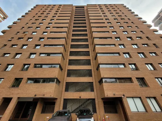Departamento En Kennedy Con Gerónimo De Alderete