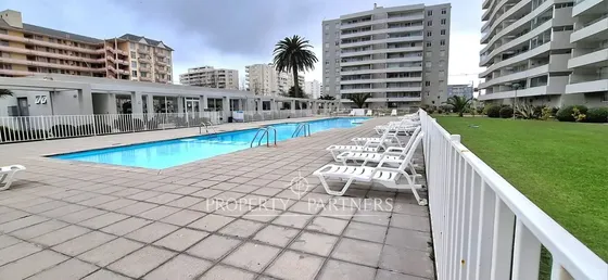 Departamento En Venta En Condominio Cercano A Play...