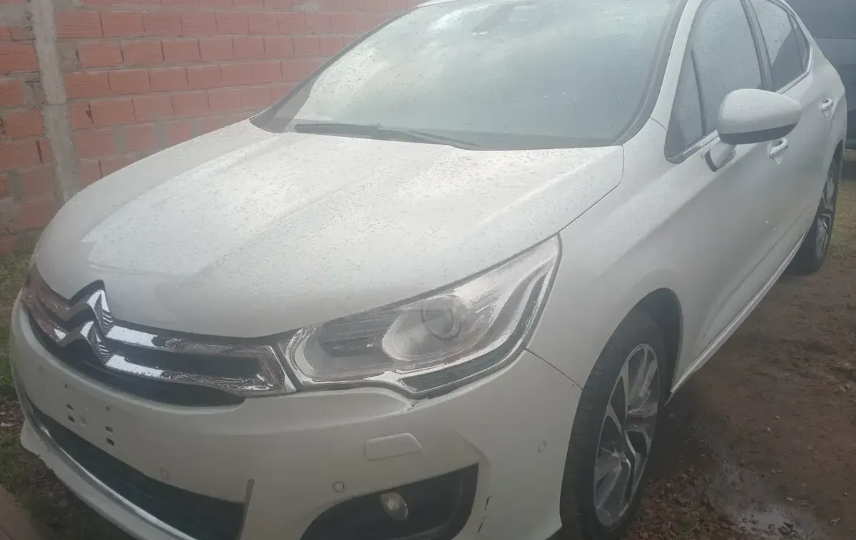 Citroën C4 Lounge 1.6 THP 165 AT6 Shine