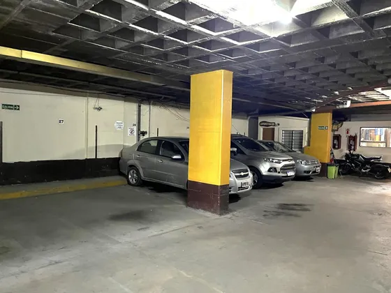 Cochera En  Venta En Nueva Córdoba - Av. Pueyrredón Al 100