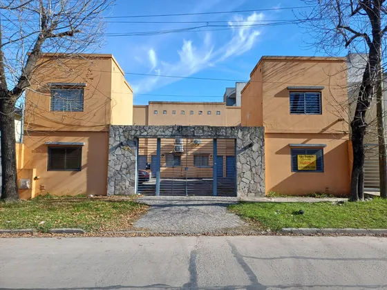Departamento En  Alquiler Moreno Centro