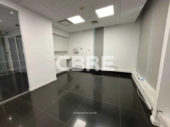 Local Comercial En Barrio El Golf | Las Condes