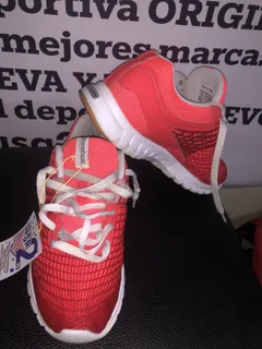 Imagenes zapatos reebok rojos zara discount