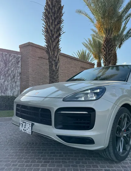 Porsche Cayenne 3.7 Gts At