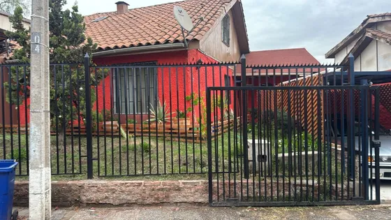 Venta Excelente Casa,3d,2b,a.acondicionado,psje.cerrado,metr