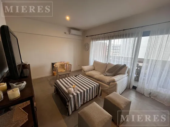 Departamento De Dos Ambientes En Venta En Vivo Tortuguitas