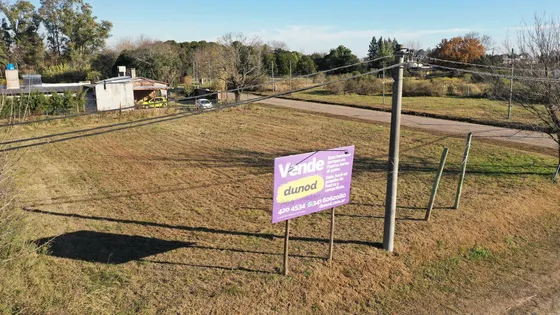 Av Fuerza Aerea 3200 - Venta De Lote/terreno En Funes