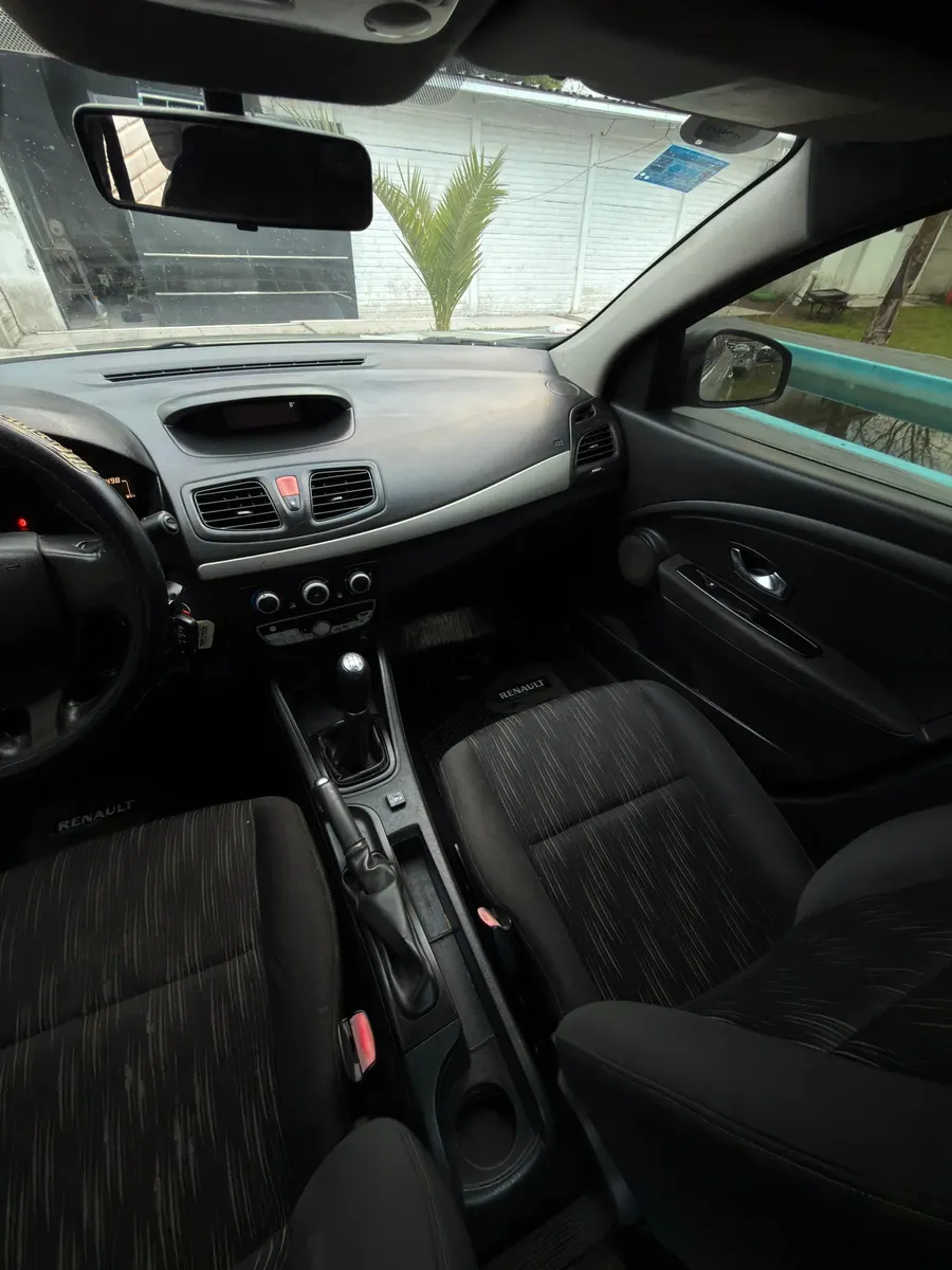 Renault Fluence 1.6 Confort 110cv518318659061698569
