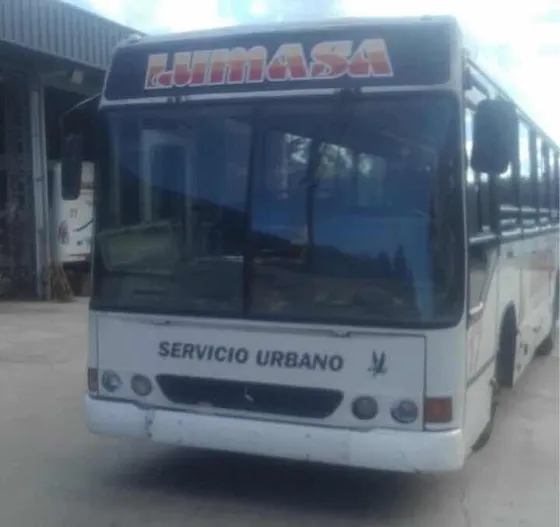Mercedes Benz Of 1417 Carroceria Marcopolo